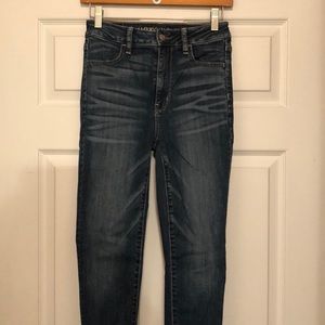 American Eagle Super High Rise Jegging